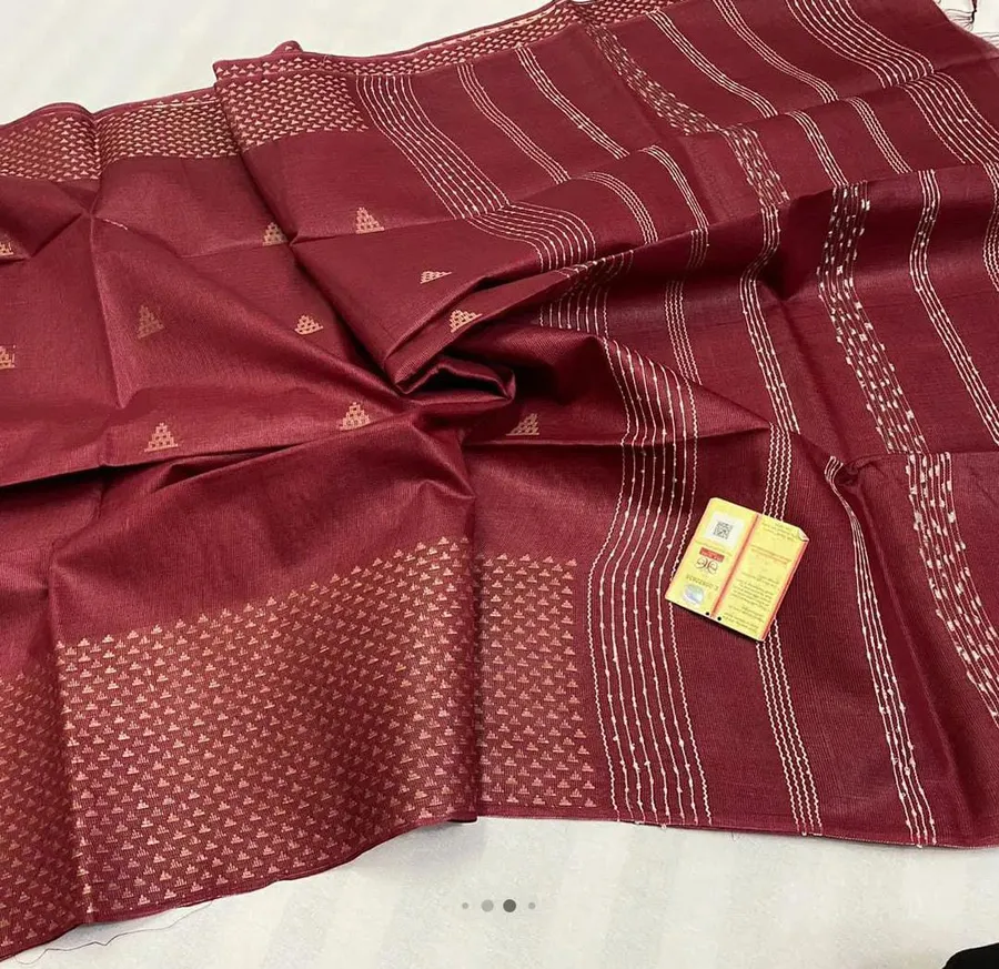 Regal Silk Ensemble with Copper Zari Boota & Fancy Stripes – Timeless Ethnic Charm